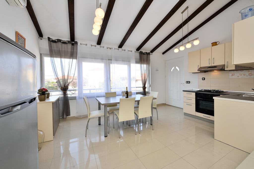 Apartments Nika&Karla Bibinje Buitenkant foto